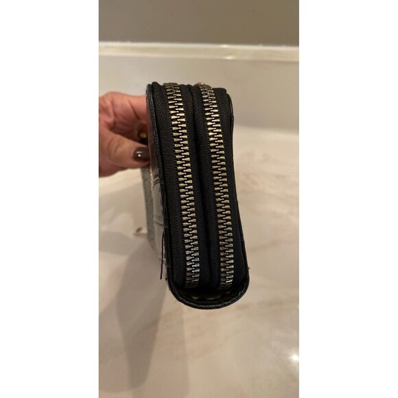 Crossbody Wristlet Wallet Pocketbook Purse Zip Around Black Crocodile Print - Picture 8 of 12